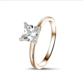 0.70 quilates anillo solitario diamante princesa en oro rojo 