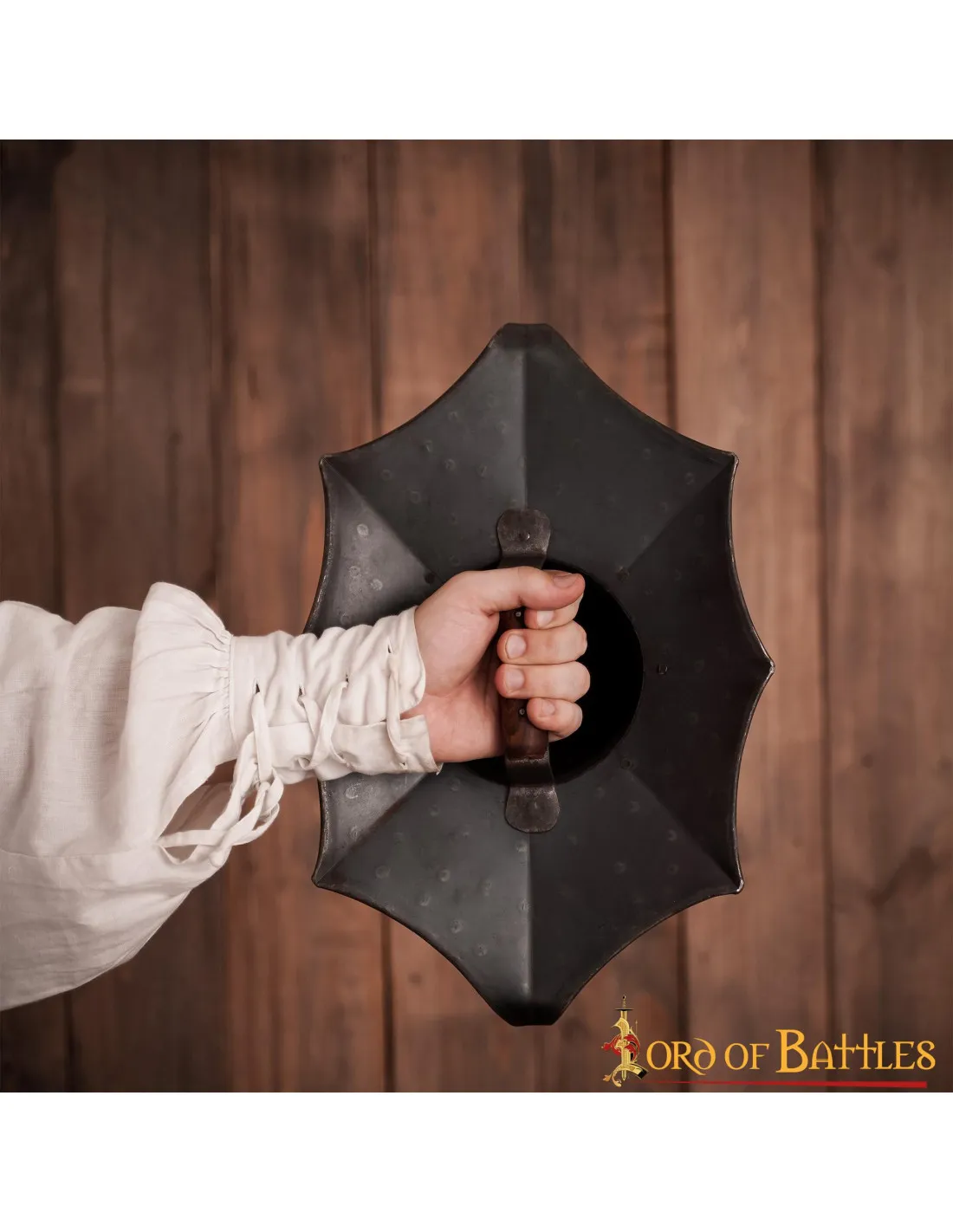 Escudo esgrima histórica Talhoffer Dark Buckler
